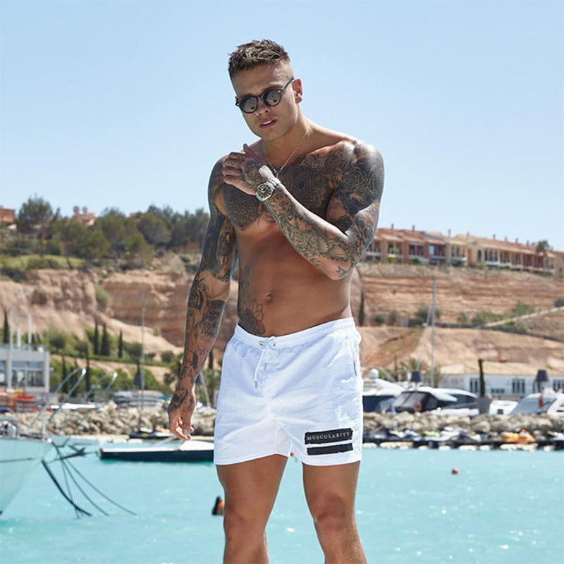 Acheter des shorts de sport pour hommes - AOMshop