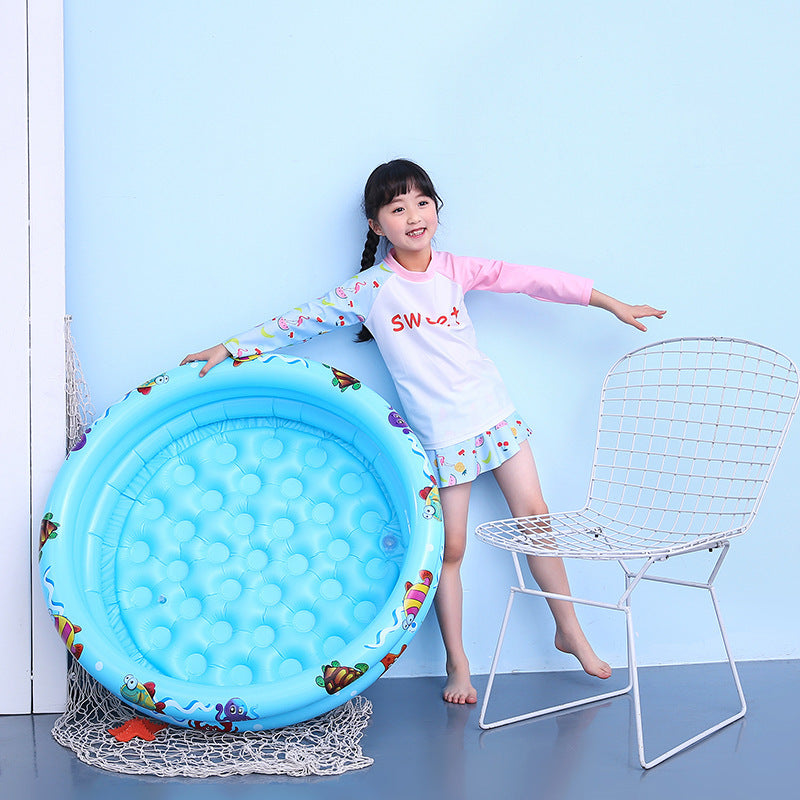 Achetez la piscine gonflable pour bébé Into The Ocean sur AOMshop