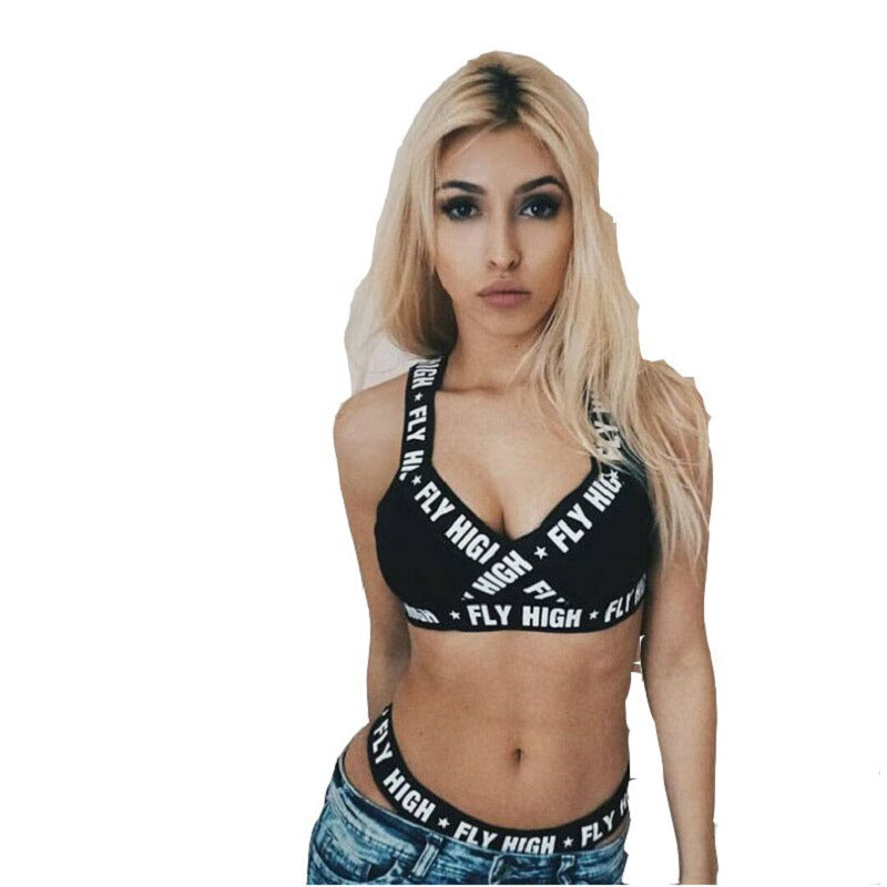 "Achetez le Set de Maillot de Bain Sportif pour Femmes chez AOMshop"