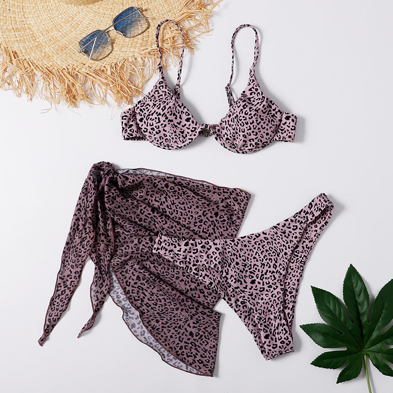 "Achetez le meilleur Three-Piece Swimsuit Leopard Print chez AOMshop"