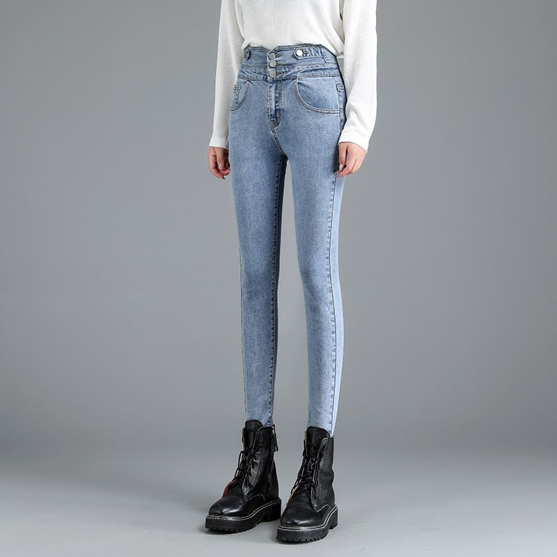 "Achetez les jeans taille haute pour femme - chez AOMshop"