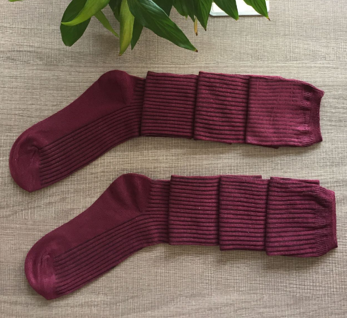 Achetez les meilleurs chaussettes longues en coton pour femme | AOMshop
