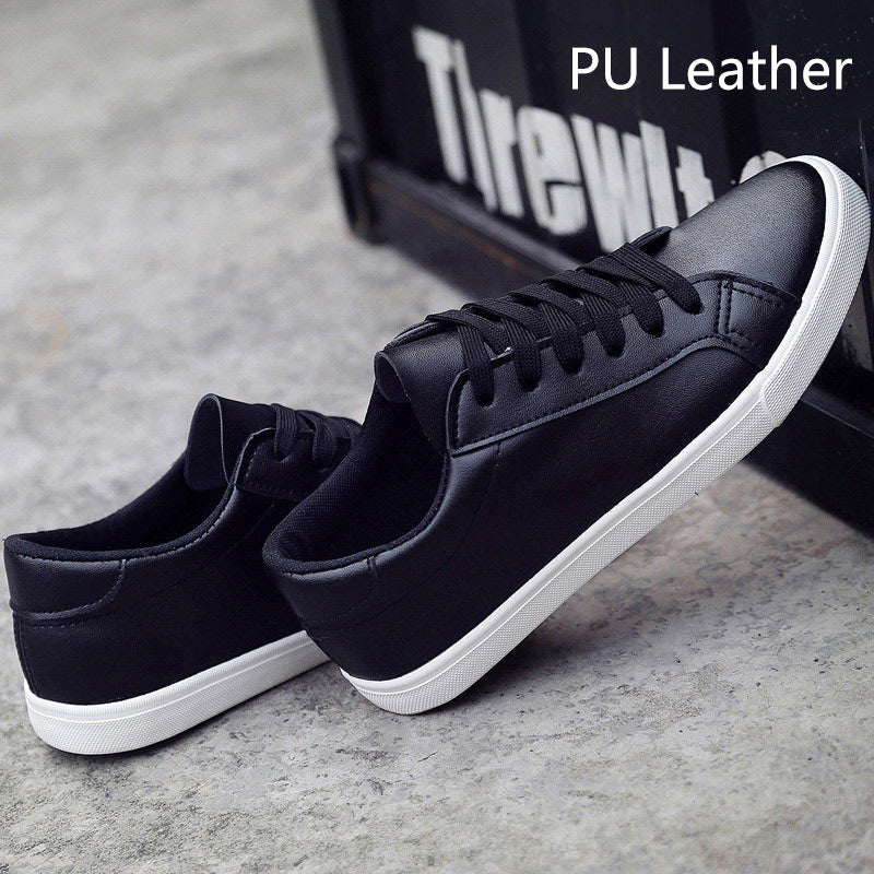 "Achetez les nouveaux sneakers blancs pour femmes en PU et toile - AOMshop" Black pu