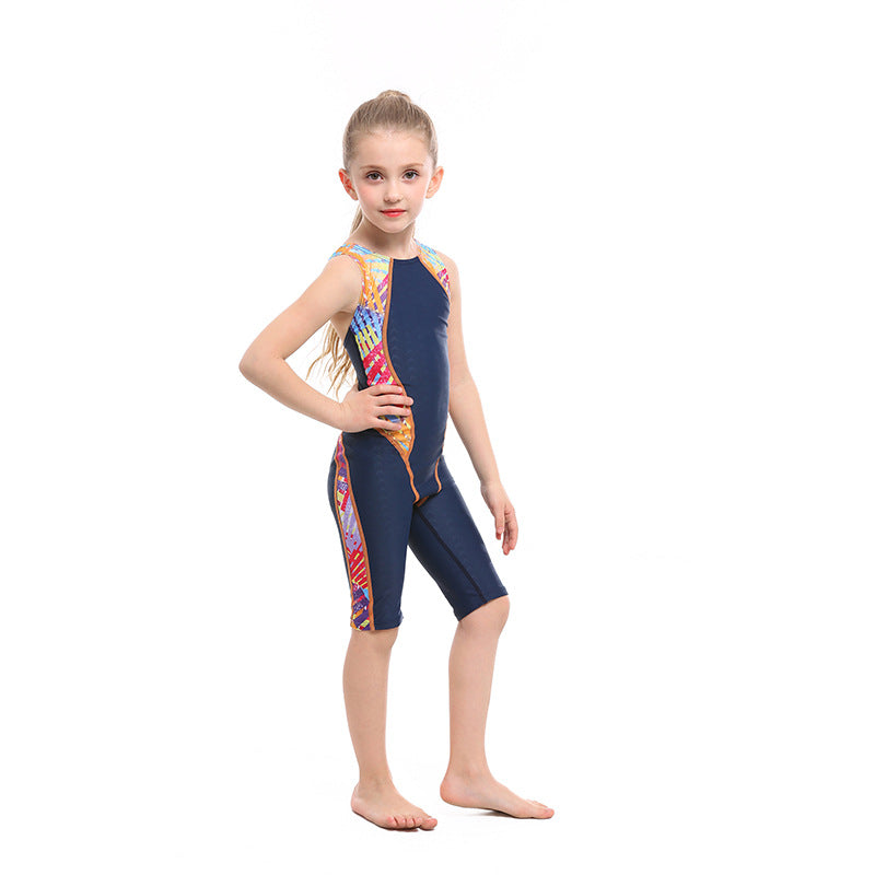 Achetez un maillot de bain une pièce enfant sur AOMshop