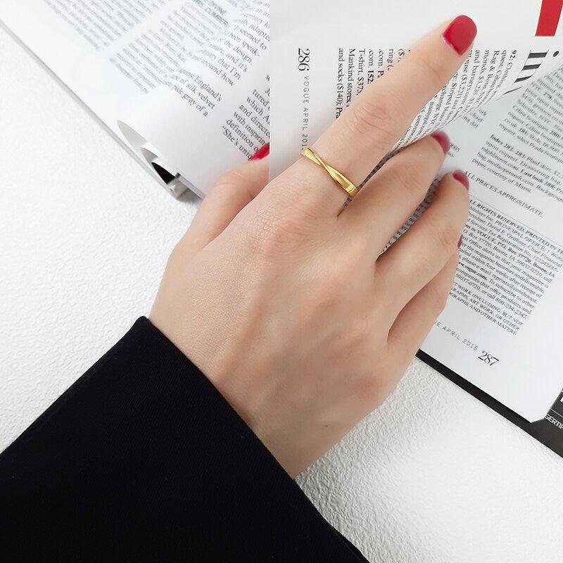 Bague Mobius Femme en Acier Inoxydable