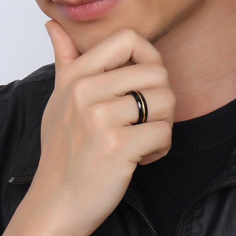 "Bague en carbure de tungstène noir pour homme - élégante et fine"