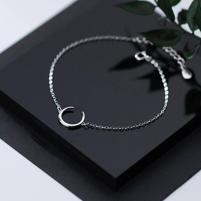"Bracelet Minimaliste Lune en Argent 925"