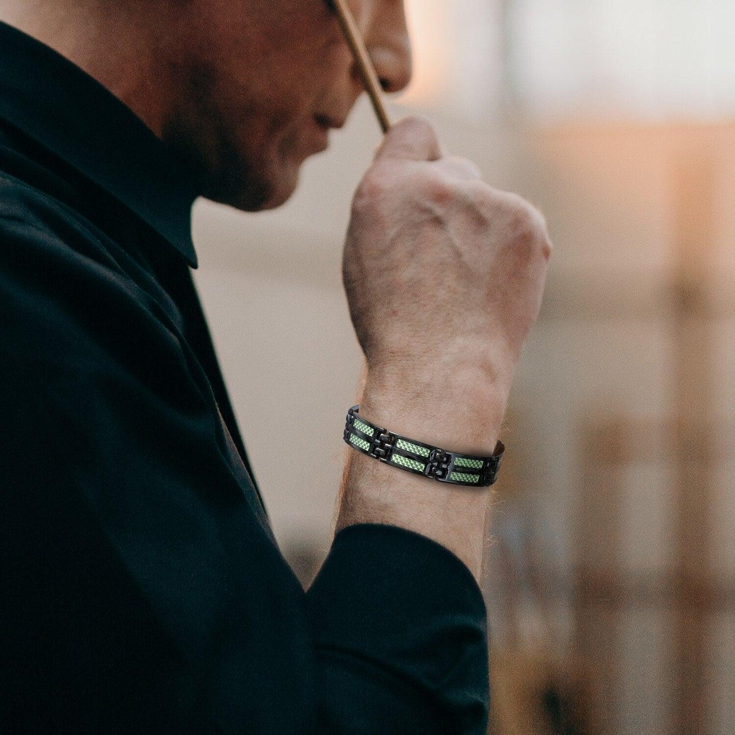 "Bracelets en titane de luxe pour hommes avec éléments de soins de santé et aimants"