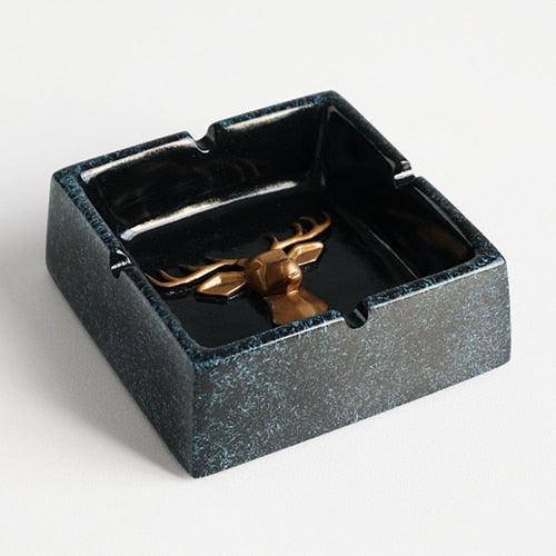 Cendrier Portable en Résine Tête de Cerf - Accessoire Déco pour Maison, Bureau et Extérieur Texture Square