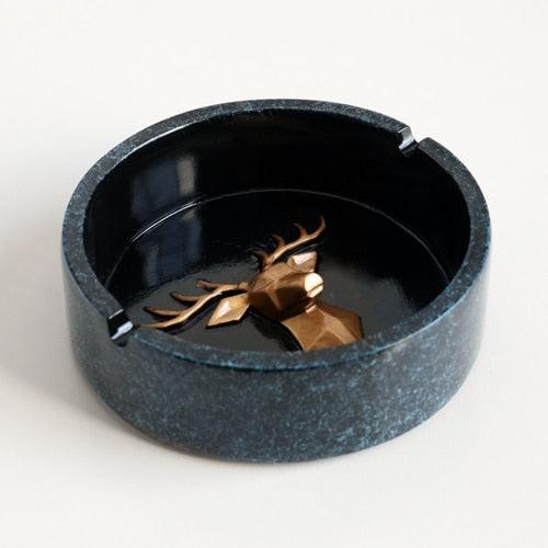 Cendrier Portable en Résine Tête de Cerf - Accessoire Déco pour Maison, Bureau et Extérieur Texture Round