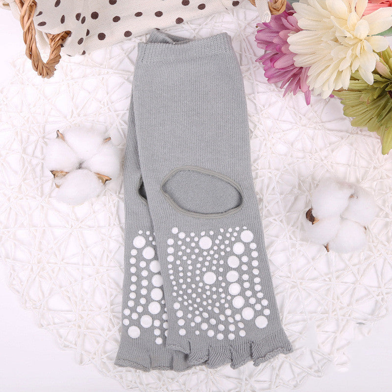 Chaussettes de yoga antidérapantes à cinq doigts et tube moyen | AOMshop Grey One Size