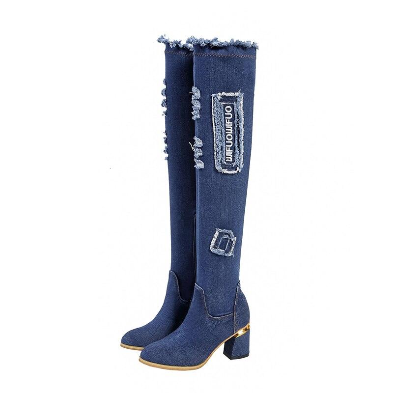 "Chaussures femme : bottes en denim à talons hauts et bout pointu" Blue