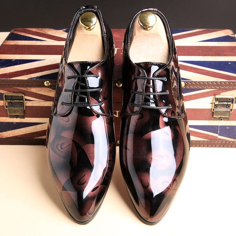 Chaussures habillées pour hommes en cuir verni de marque de luxe
