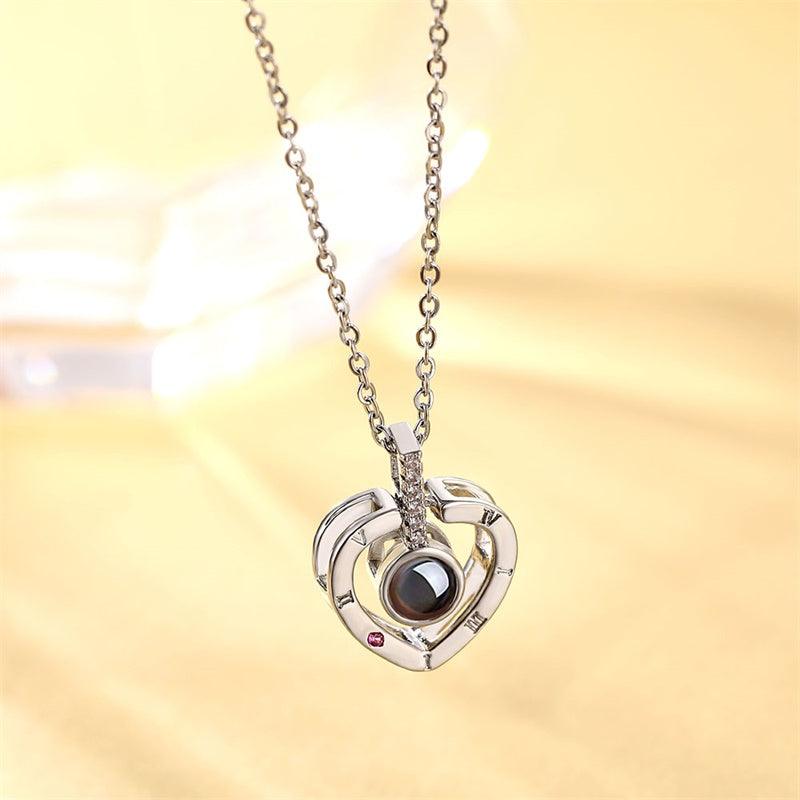 Collier Lettre 100 Langues Je T'aime Projection