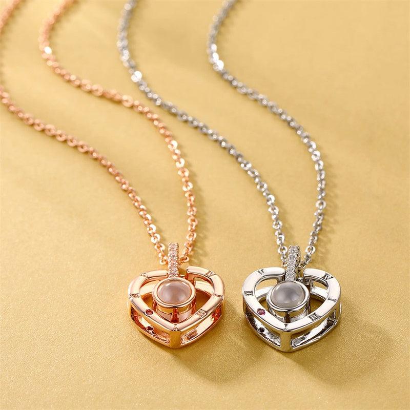 Collier Lettre 100 Langues Je T'aime Projection