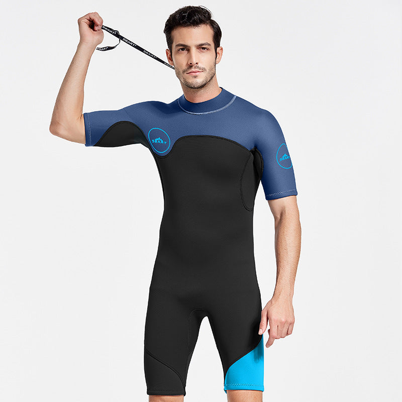 "Combinaison de surf pour une protection optimale - AOMshop"