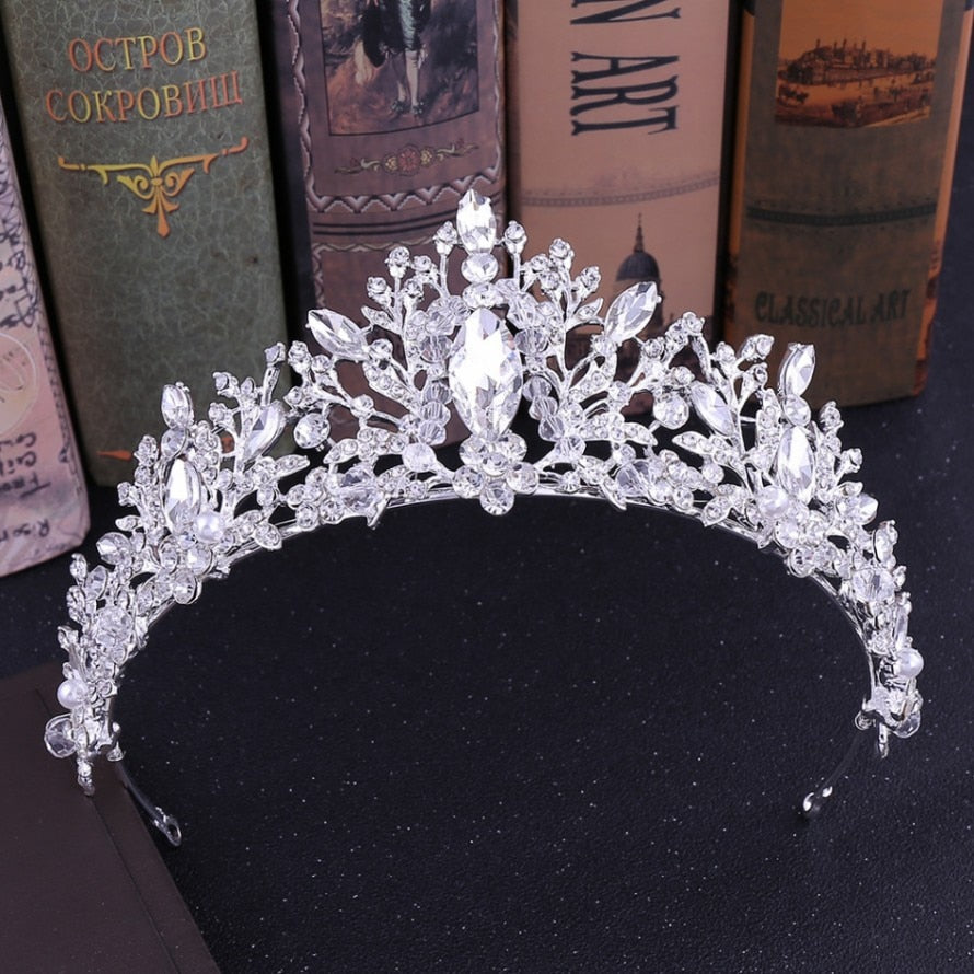 Couronne de mariage en argent avec strass de luxe en forme de cœur Silver White Beads