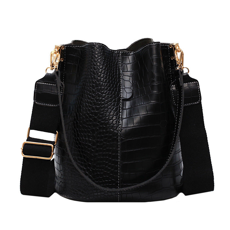 "Handbag, Shoulder Bag et Bucket Bag - Les modèles les plus tendance | AOMshop"