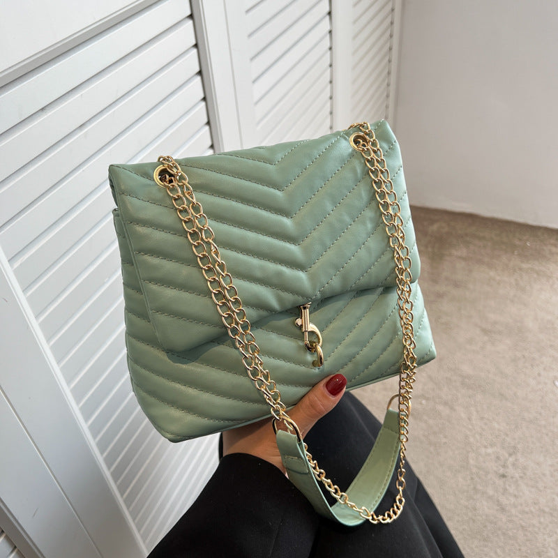 "Sac messager en bandoulière brodé à motif losange AOMshop - loisirs et mode"