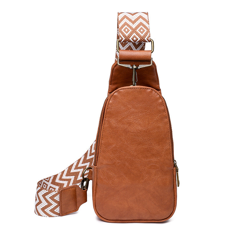 Achetez le sac en bandoulière PU Leather Chest Bag Bohemian Niche Messenger sur AOMshop Brown