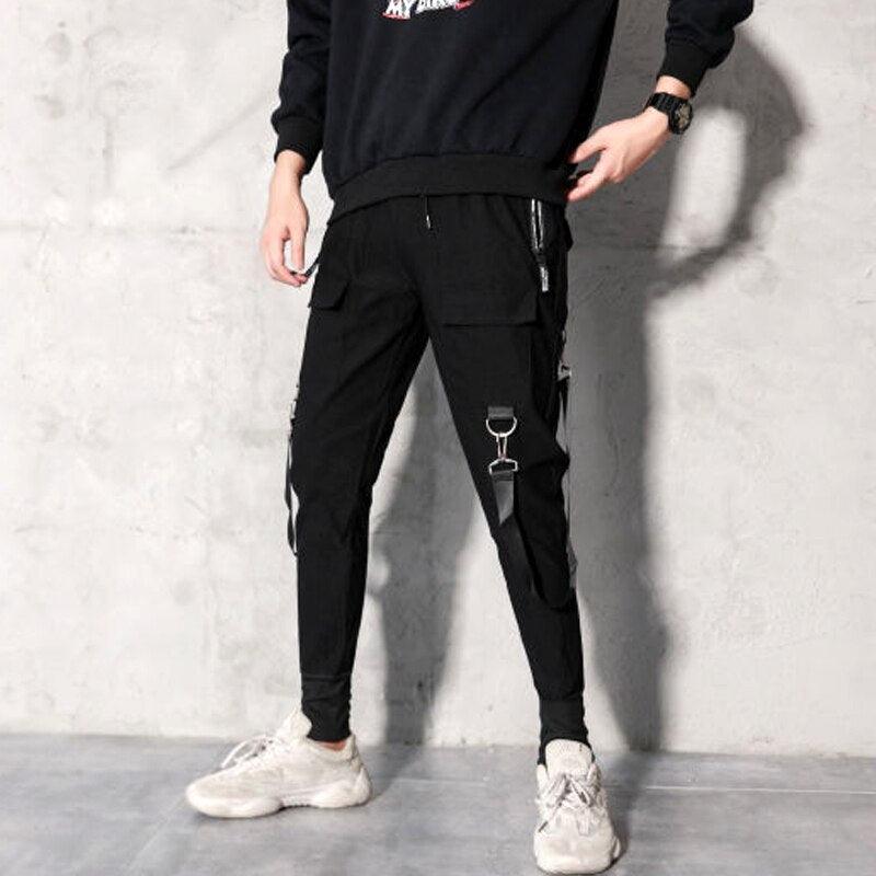 Pantalon streetwear pour homme : style punk et hip hop