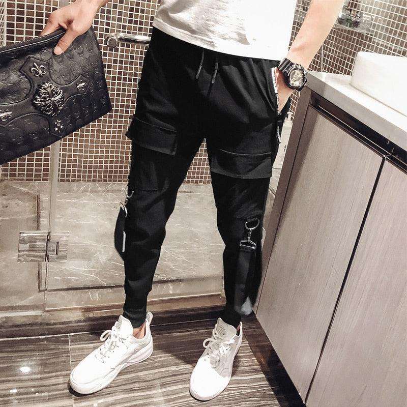 Pantalon streetwear pour homme : style punk et hip hop