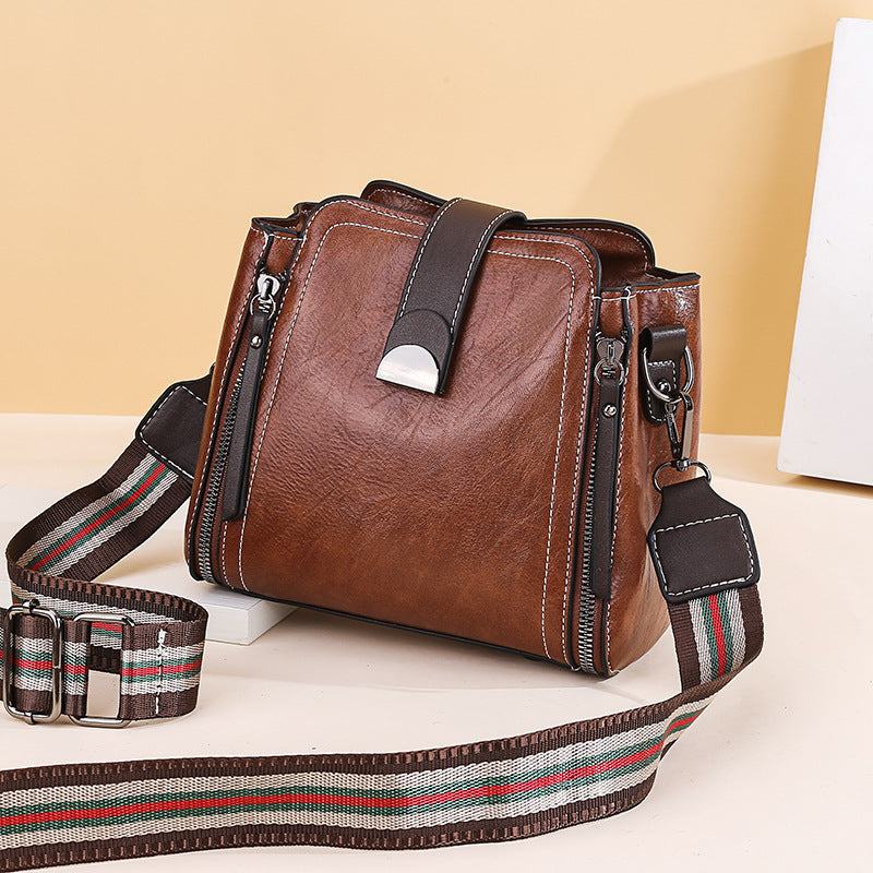 Achetez le sac messenger Retro Foreign Style sur AOMshop