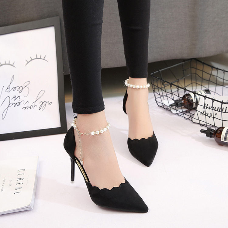 "Sandales Femmes 2023 : Talons Hauts, Chaîne Snap & Design AOMshop"
