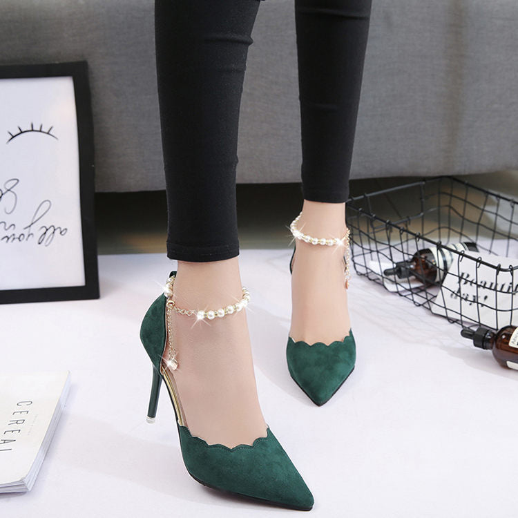 "Sandales Femmes 2023 : Talons Hauts, Chaîne Snap & Design AOMshop"