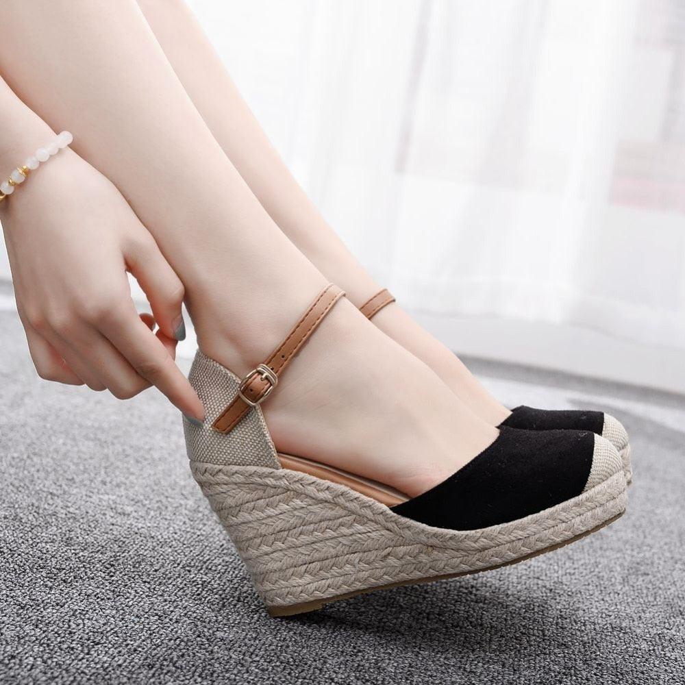 Sandales compensées à talon haut pour femme en daim suédé Black