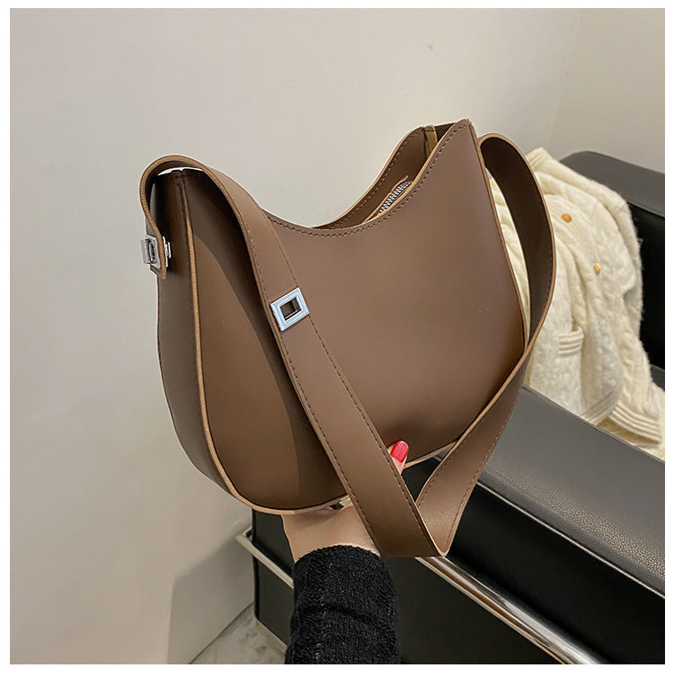 Achetez notre sac à bandoulière sous le bras de qualité supérieure Brown