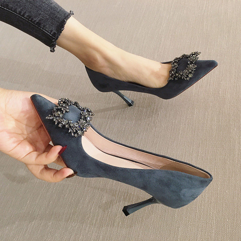 "Trouvez votre paire de chaussures Stiletto sur AOMshop" Blue