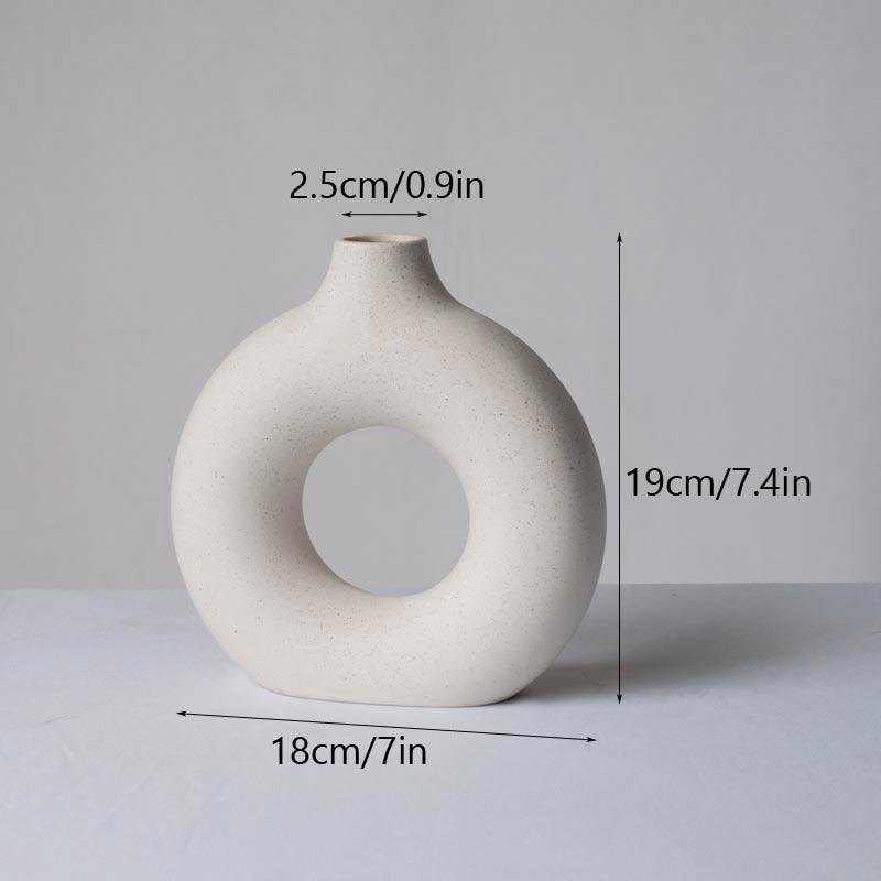 Vase en céramique creux carré et circulaire Vilead white M