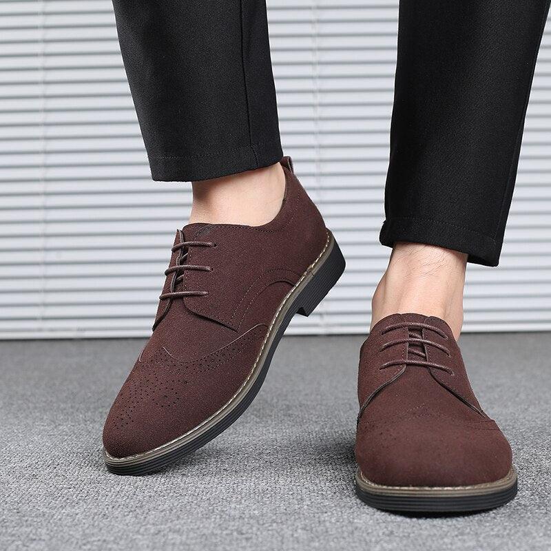 chaussures en daim pour hommes