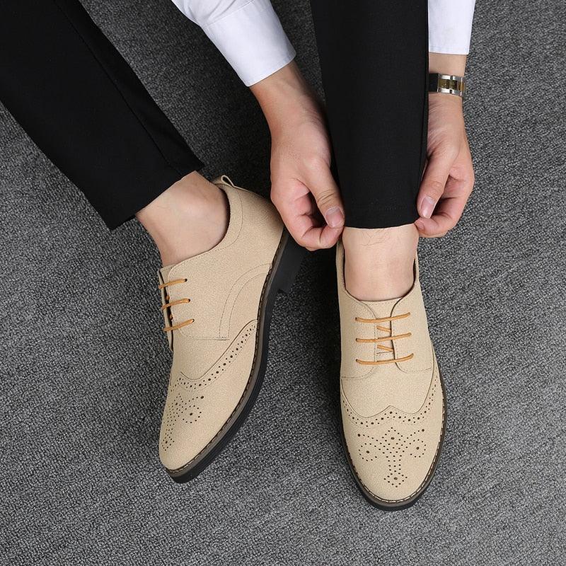 chaussures en daim pour hommes