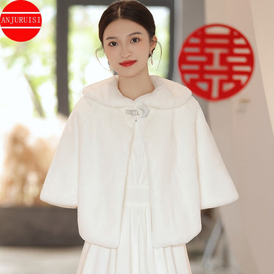 Manteau en fausse fourrure pour mariage et occasions décontractées | AOMshop Ivory One Size