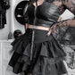 "Mini-jupe gothique avec lacets pour femmes - style punk noir"
