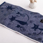 "Serviette en coton avec crochet et motif de chat sur AOMshop"